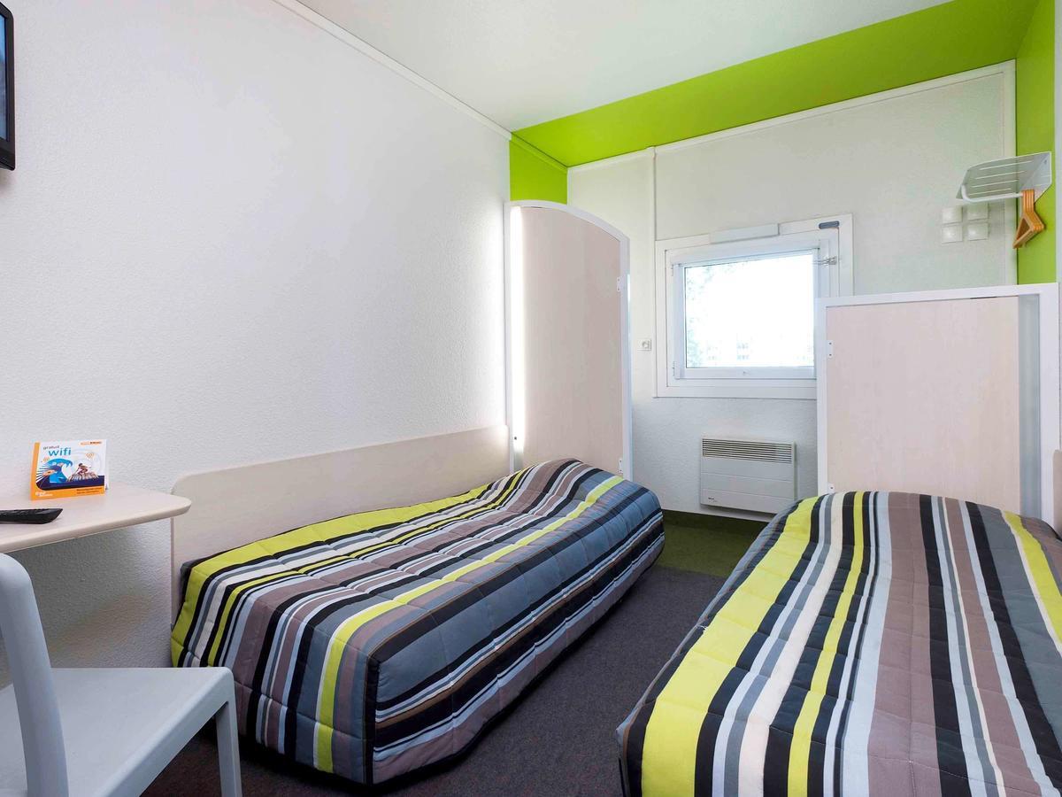 Hotel F1 Angers Ouest - Beaucouze Exterior photo